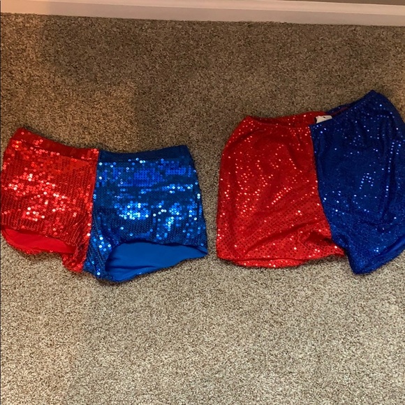 Harley Quinn Costume with Accessories - Picture 5 of 6